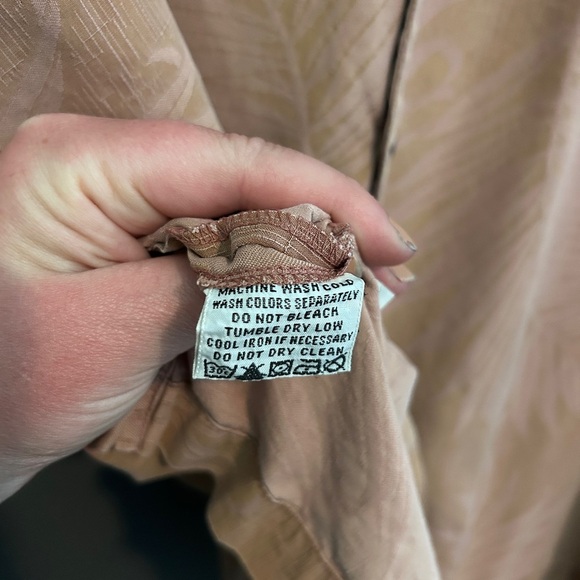 Tommy Bahama Men’s Tropical  Button Up Size Large Relax Fit Shirt - Picture 9 of 12